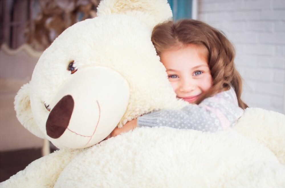 Huge teddy bear for kids